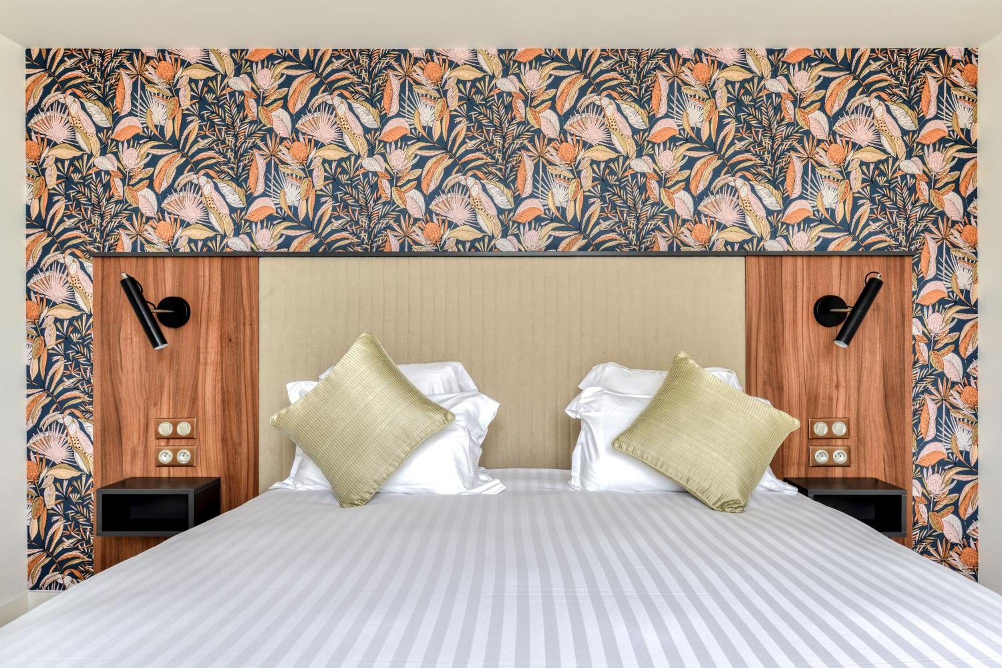 Zenitude Hotel La Valadiere, Ascend Hotel Collection Juvignac Exterior foto