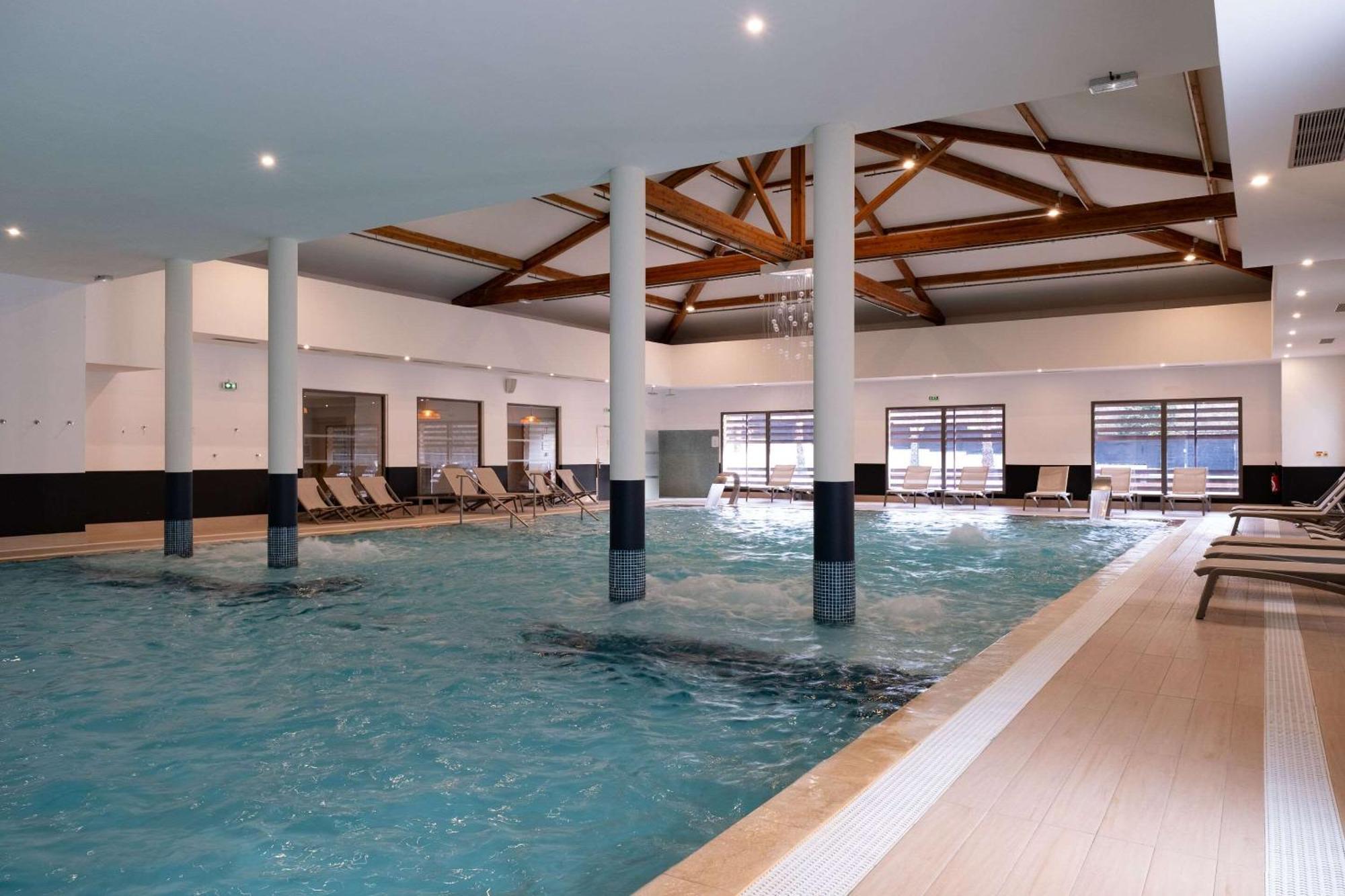 Zenitude Hotel La Valadiere, Ascend Hotel Collection Juvignac Exterior foto