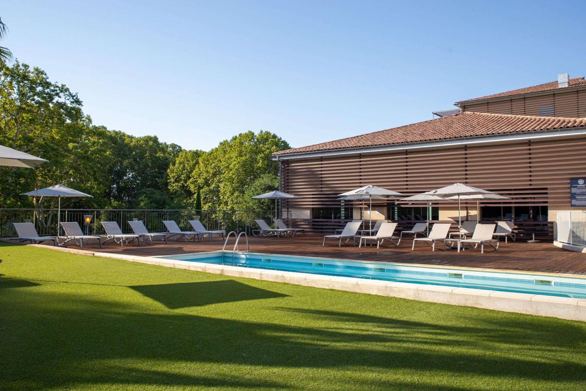 Zenitude Hotel La Valadiere, Ascend Hotel Collection Juvignac Exterior foto