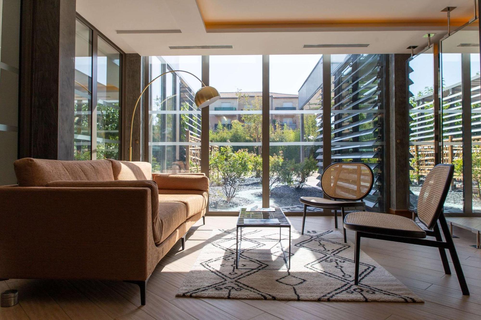 Zenitude Hotel La Valadiere, Ascend Hotel Collection Juvignac Exterior foto